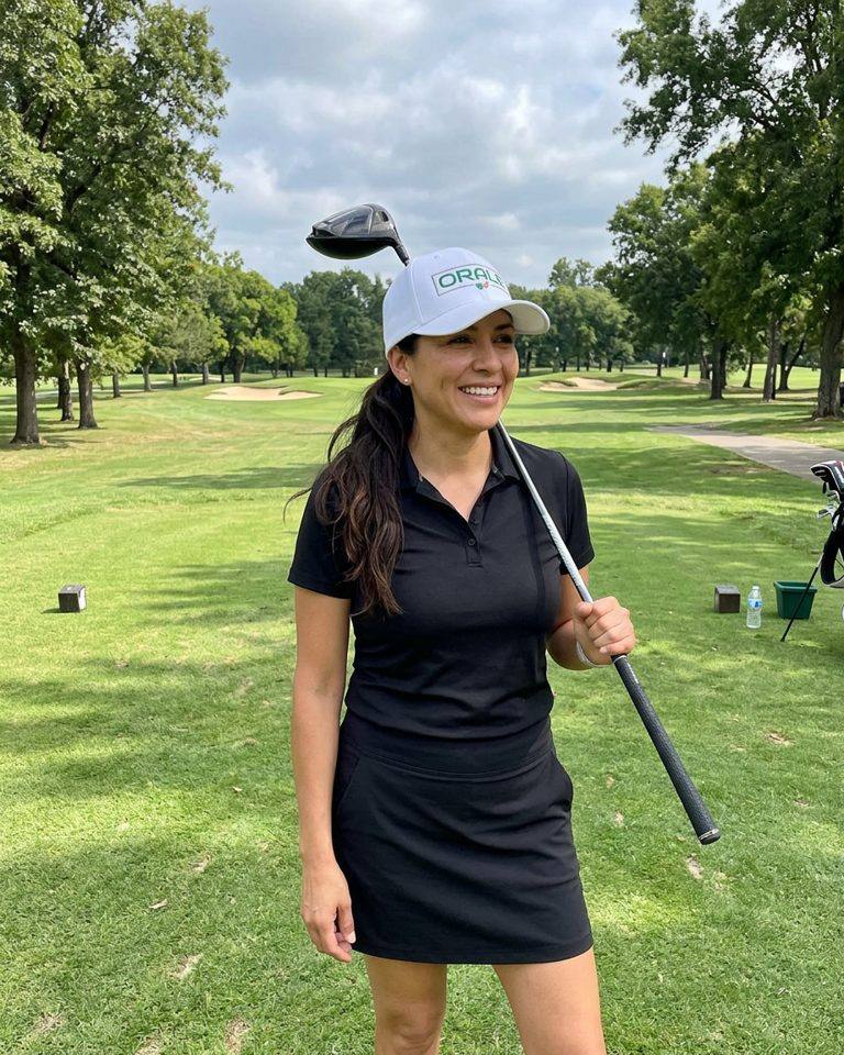 Orale in a golf lifestyle photo 5